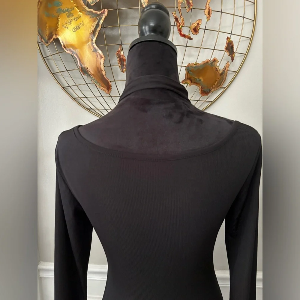 Women's Long Sleeve Crisscross Halter V-Neck Bodycon Split Midi Dress - Picture 6 of 11